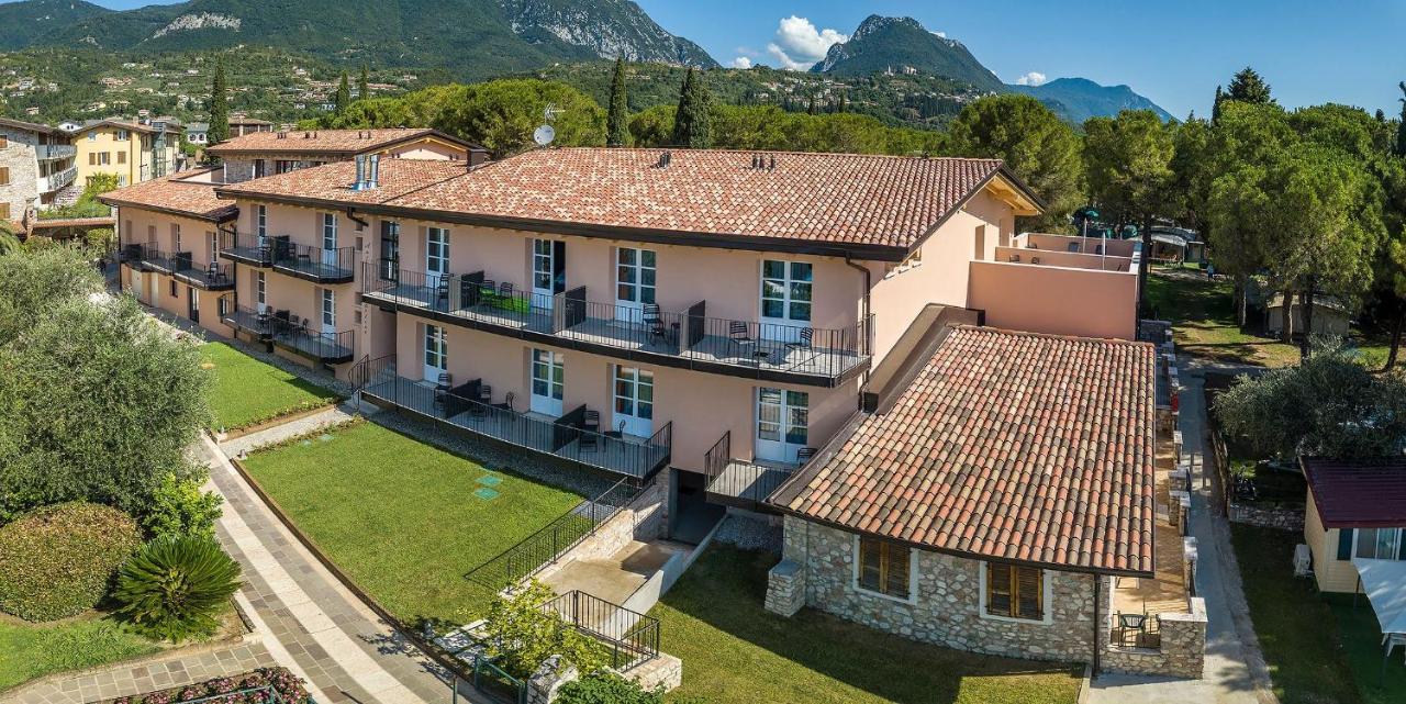 Regina Del Garda Suite Toscolano Maderno Exterior foto